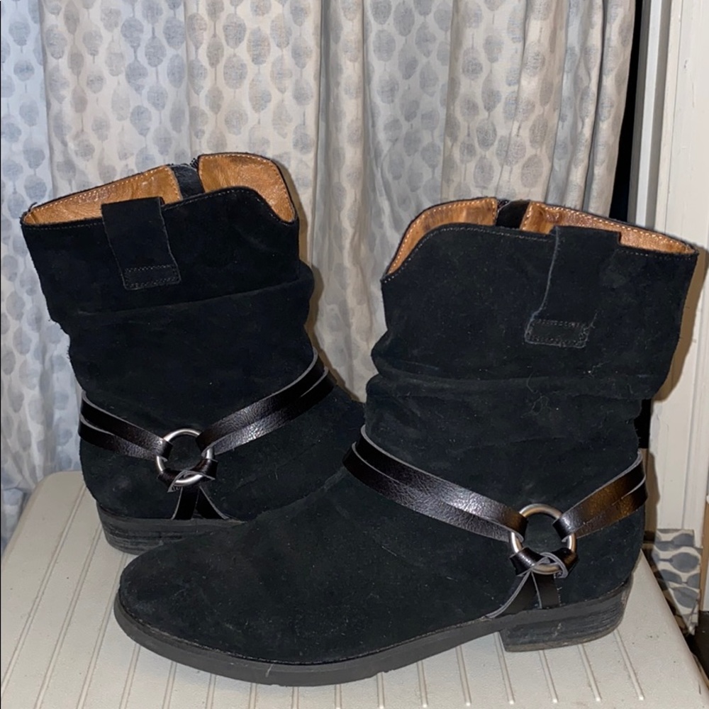 CORSO COMO BLACK SUEDE SLOUCH BOOTIE